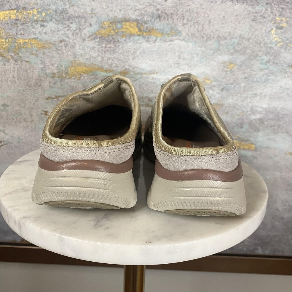 Skechers Relaxed Fit Shoes Womens Size 6 Beige Memory Foam Mule SN 49077 - Picture 4 of 9